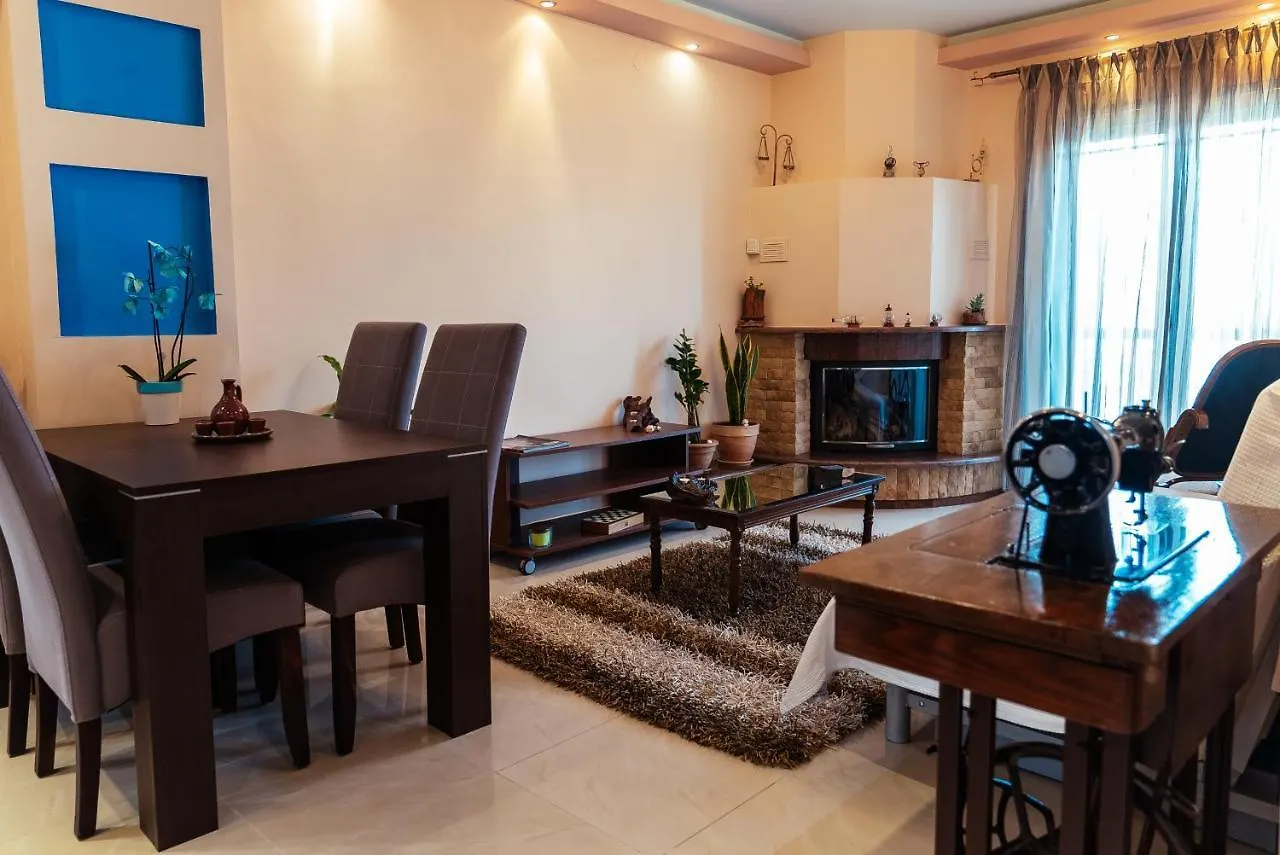 Cozy Place Near Historic Center 테살로니키