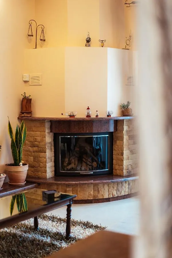 Cozy Place Near Historic Center 테살로니키 0*,  그리스